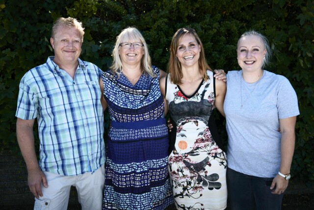 STERKT MØTE: Også for foreldrene til Josephine, Allan og Line, var det godt å få møte Karin. Foto: Steen Wreem STERKT MØTE: Også for foreldrene til Josephine, Allan og Line, var det godt å få møte Karin. Foto: Steen Wreem